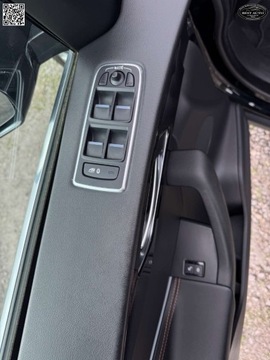 Jaguar F-Pace SUV 2.0 iD4 240KM 2017 Jaguar F-Pace 2.0 diesel ( 241 km ) - AWD- Automat - Szwajcaria Po serwis, zdjęcie 38