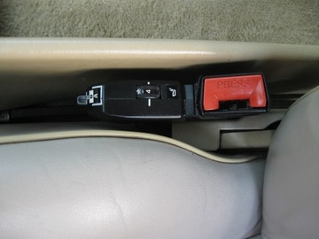 Mercedes Klasa S W126 Sedan 5.6 SEL 300KM 1988 MERCEDES W126 560 SEL , WERSJA 4-OSOBOWA , UNIKAT, zdjęcie 15