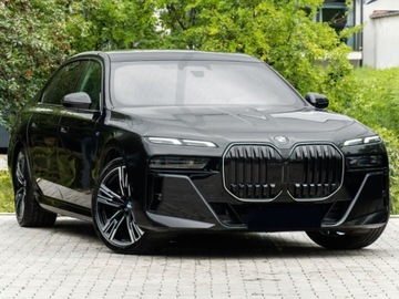 BMW Seria 7 G70 Sedan 3.0 40d 299KM 2025 BMW Seria 7 740d xDrive Sport Sedan 3.0 (299KM) 2025, zdjęcie 4