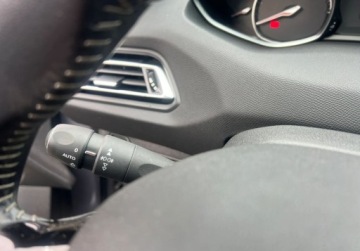 Peugeot 2019 Peugeot 308 1.2 beznyna 110 KM Nawigacja LED Kamera Sensor 1.2 Benzyna, zdjęcie 12