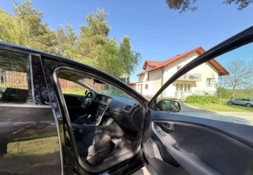 Volvo V40 II Cross Country D2 115KM 2013 Volvo V40 Volvo V40 D2 Momentum 1.6 Diesel 115KM, zdjęcie 23