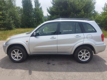 Toyota RAV4 II 2.0 i 16V 150KM 2003 Toyota RAV4 2.0 VVT-i 4x4 150KM 2003r Ładne i zadbane auto!, zdjęcie 6