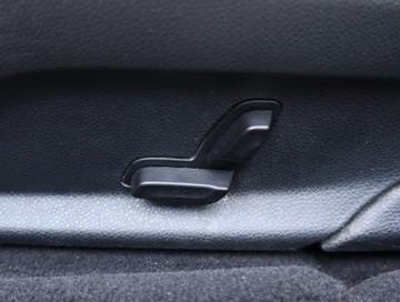 Mercedes Klasa E W213 Limuzyna 2.0 220d 194KM 2016 Mercedes E E 220 d, Salon Polska, 191 KM, Automat, zdjęcie 20