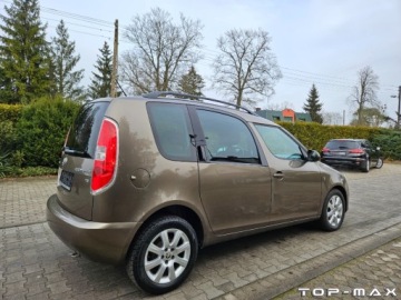 Skoda Roomster Mikrovan Facelifting 1.2 TSI 85KM 2013 Skoda Roomster 1.2 TSI Bogata Wersja 1.2 Benzyna 86KM, zdjęcie 8