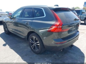 Volvo XC60 II 2019 Volvo XC 60 2019 VOLVO XC60 T5 MOMENTUM 2.0 Benzyna 258KM, zdjęcie 9