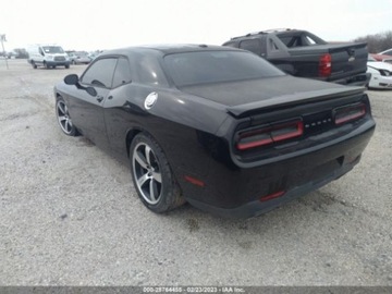 Dodge Challenger III 2017 Dodge Challenger 2017 Dodge Challenger RT Coupe 5.7 Benzyna 372KM, zdjęcie 2