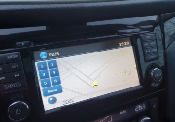 Nissan Qashqai II Crossover 1.2 DIG-T 115KM 2015 Nissan Qashqai Panorama Kamera 360 Hands Free GetHelp 1.2 Benzyna, zdjęcie 14