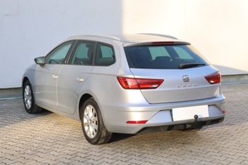 Seat Leon III ST Facelifting 1.6 TDI 115KM 2019 Seat Leon 1.6 TDI, DSG, Navi, Klima, Klimatronic, zdjęcie 3