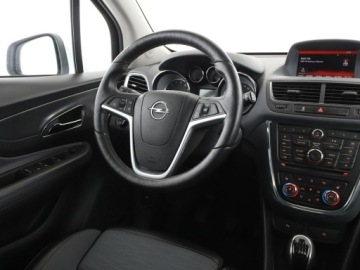 Opel Mokka I SUV 1.4 Turbo ECOTEC 140KM 2016 Opel Mokka navi klima auto szyberdach półskóra, zdjęcie 15
