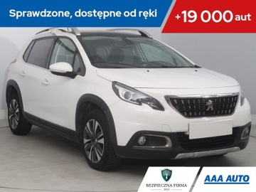 Peugeot 2008 I SUV Facelifting 1.2 PureTech 110KM 2018 Peugeot 2008 1.2 PureTech, Salon Polska