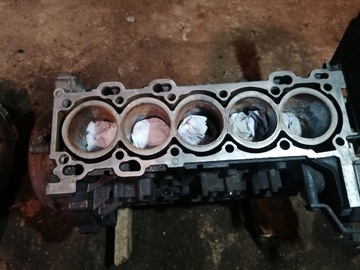 BLOK WAŁ VOLVO 2.3 T B5234T V70 S70 850