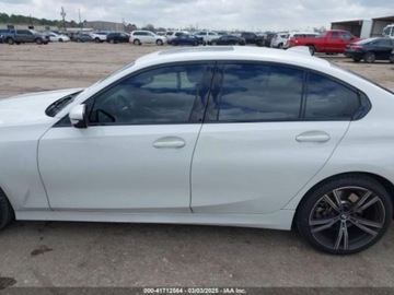 BMW Seria 3 G20-G21 2022 BMW Seria 3 2022r., 330I, od ubezpieczalni 2.0 Benzyna 255KM, zdjęcie 3