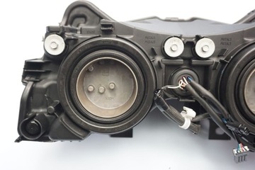 YAMAHA T-MAX 560 20- ФАРА ПЕРЕДНЯЯ ФОНАРЬ