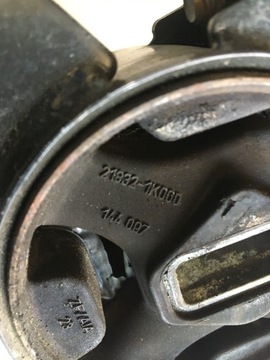 KIA VENGA 1.4 CRDI D4FC UCHYCENÍ ULOŽENÍ MOTORU