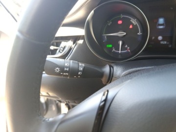 Toyota C-HR I Crossover Facelifting 1.8 Hybrid 122KM 2023 Toyota C-HR 1.8 Hybrid GPF Comfort Toyota C-HR 1.8, zdjęcie 29