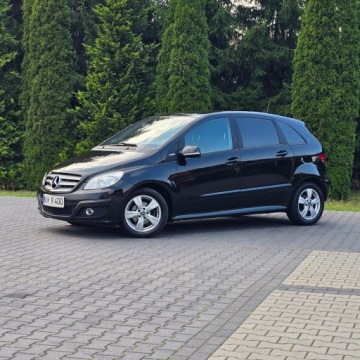 Mercedes Klasa B W245 180 116KM 2010 Mercedes B 180 Klasa B W245 1.7 180 SPORT EDITION, zdjęcie 2