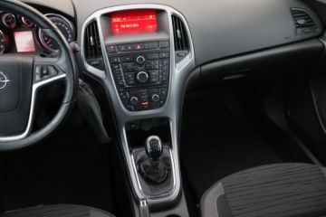 Opel Astra J Sedan 1.4 Turbo ECOTEC 140KM 2018 Opel Astra 1.4 T LPG, Salon Polska, Serwis ASO, zdjęcie 7