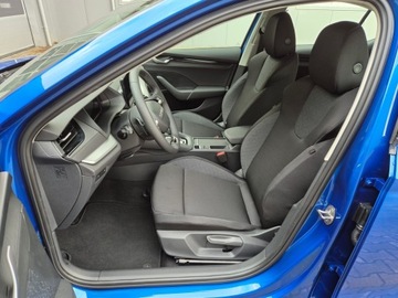 Skoda Octavia IV Liftback 1.5 TSI EVO 150KM 2025 Skoda Octavia Edition 130 essence 1.5 DSG auto z p, zdjęcie 15