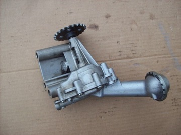 MERCEDES W117 W176 W246 POMPA OLEJU 1.5 CDI
