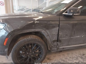 Jeep Grand Cherokee IV 2022 Jeep Grand Cherokee 2022 r., 3,6L SUMMIT 4X4 3.6 Benzyna 293KM, zdjęcie 9