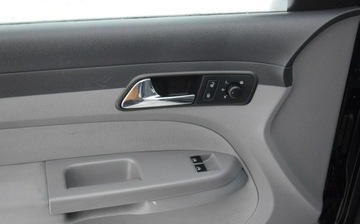 Volkswagen Caddy III Furgon 1.9 TDI 75KM 2010 Volkswagen Caddy 1.9 TDI Navi Klima 5-Osobowy 2 KPL KOL Pdc Sprowadzony, zdjęcie 33