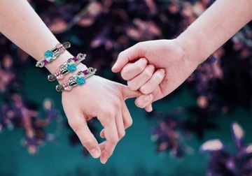 KORALIKI ZESTAW DO TWORZENIA BRANSOLETEK BIŻUTERII ZAWIESZKI DLA DZIECI