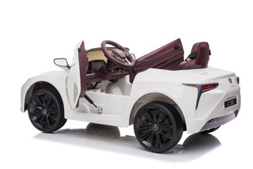 Lexus LC500 Белый автомобиль