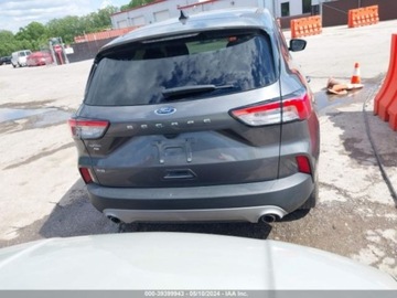Ford Escape III 2021 Ford Escape SE 2021 1.5l 1.5 Benzyna 181KM, zdjęcie 3