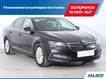 Skoda Superb III Liftback Facelifting 1.4 TSI Plug-In Hybrid 218KM 2020 Skoda Superb iV 1.4 TSI PHEV, Salon Polska