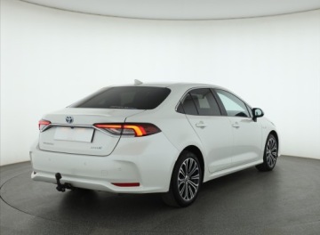 Toyota Corolla XII Sedan 1.8 Hybrid 122KM 2020 Toyota Corolla 1.8 Hybrid, Salon Polska, zdjęcie 4