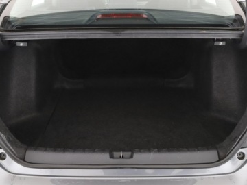 Honda Civic X Sedan 4d 1.6 i-DTEC 120KM 2018 Honda Civic automat klima auto navi grzane fotele, zdjęcie 19