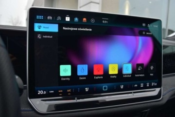 Volkswagen Passat B9 2024 Volkswagen Passat SalonPL 265KM 4x4 DSG R-line DCC Pakiety PANORAMA Kam.36, zdjęcie 24