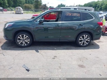 Subaru 2023 Subaru Forester 2023r, Limited, 4x4, 2.5L 2.5 Benzyna 182KM, zdjęcie 4