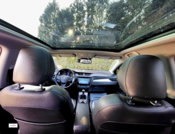 Toyota Avensis III Wagon Facelifting 2015 2.0 D-4D 143KM 2016 Toyota Avensis Fajna wersja bardzo ladna, Panorama GWARANCJA 2.0, zdjęcie 14