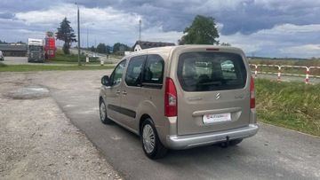 Citroen Berlingo II Combi 1.6 HDI FAP 110KM 2011 Citroen Berlingo Raty 1.6 HDI Tylko 160 tys km Zarej w Pl Klima 5 osobowy, zdjęcie 13