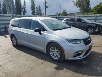 Chrysler Pacifica II 2024 Chrysler Pacifica Touring L 2024 3.6l 3.6 Benzyna 287KM, zdjęcie 4