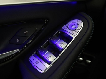 Mercedes Klasa C W205 Kombi Facelifting HYBRYDA 2.0 300 e 320KM 2021 Mercedes C 300 PHEV multibeam LED skóra/alcantara, zdjęcie 37