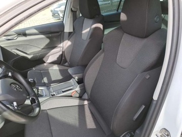 Skoda Octavia III Kombi Facelifting 1.5 TSI ACT 150KM 2020 Skoda Octavia 1.5 Benzyna 150KM, zdjęcie 10