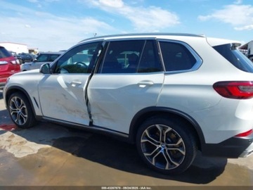BMW X5 G05 2022 BMW X5 xDrive40i 2022 3.0l 3.0 Benzyna 335KM, zdjęcie 2