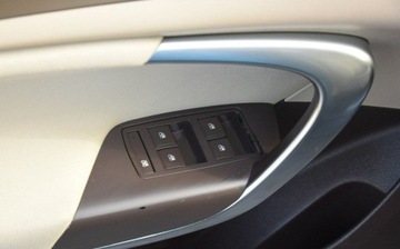 Opel Insignia I Sedan 1.6 Turbo ECOTEC 180KM 2010 Opel Insignia 1.6TB Navi Czujniki Parkowania Sprowadzony Oplacony 1.6, zdjęcie 31