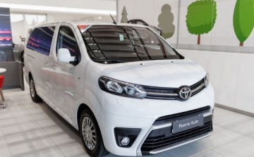 Toyota 2021 Toyota Proace Verso 2.0 D4-D Long Business 2.0 Diesel 145KM, zdjęcie 2