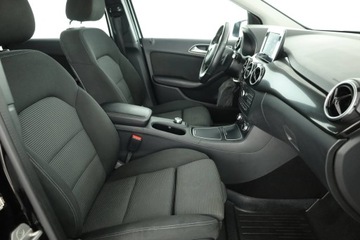 Mercedes Klasa B W246 Sports Tourer Facelifting 2.1 200 d 136KM 2016 Mercedes B B 200 CDI, Automat, Navi, Klima, zdjęcie 6