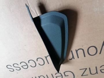 Ford Fiesta MK7 Zaślepka Osłona Lewa Deski