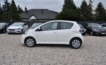 Toyota Aygo I Hatchback 5d Facelifting 1.0 VVT-i 68KM 2013 Toyota Aygo Klimatyzacja Nawigacja TOM TOM Elektryczne Szyby Benzyna 68KM, zdjęcie 9