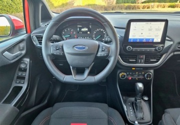 Ford Fiesta VIII Hatchback Facelifting 1.0 EcoBoost 125KM 2023 Ford Fiesta Automat, Hybryda,Niski przebieg, ze Szwajcarii Benzyna 125KM, zdjęcie 20