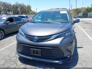 Toyota Sienna III 2025 Toyota Sienna XLE 2025 2.5l 2.5 Hybryda 245KM, zdjęcie 7