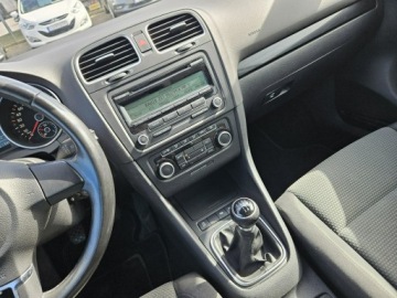 Volkswagen Golf VI 2011 Volkswagen Golf 1,2 benzyna 86KM, zdjęcie 10