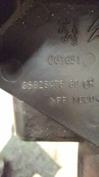 Citroen C4 Cactus 1.2 THP резонатор воздухозаборника