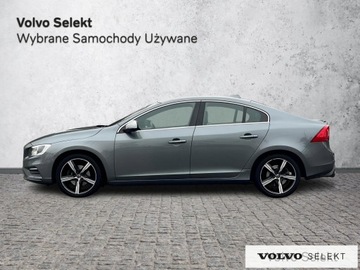 Volvo S60 II Sedan Facelifting 2.0 T3 DRIVE-E 152KM 2018 Volvo S60 FV23% SalonPL T3 RDesign Momentum Biksen, zdjęcie 2