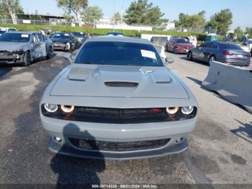 Dodge Challenger III 2019 Dodge Challenger 2019r, Scat Pack, 6.4L 6.4 Benzyna 485KM, zdjęcie 2